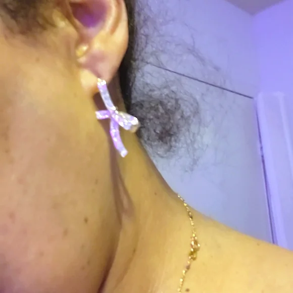 Earrings - Picture 6 of 8